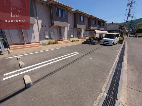 駐車場(駐車場完備です)