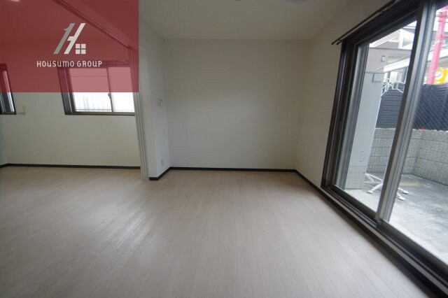 物件内観写真7　(使い勝手のいい洋室です)