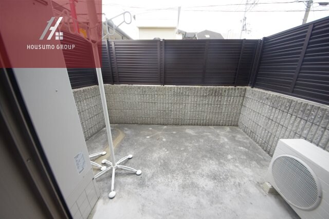 物件内観写真14　(バルコニーがあります)