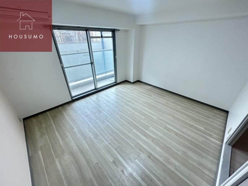 物件内観写真3　(おしゃれなリビングです)