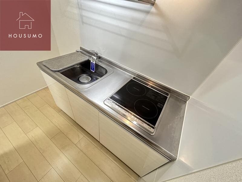 物件内観写真7　(コンパクトなキッチンで掃除もラクラク)