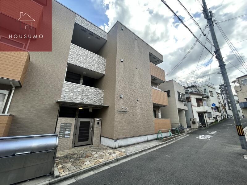 物件外観写真5　(外観もきれいです)