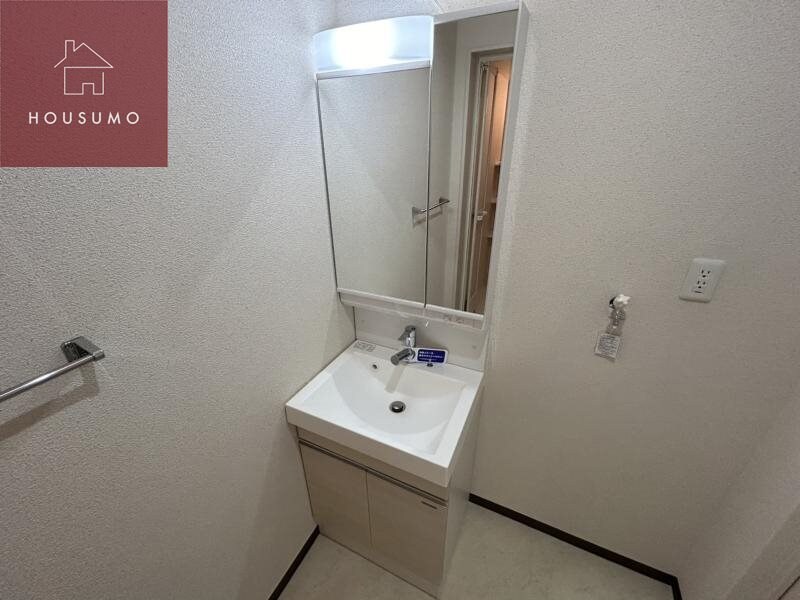 物件内観写真19　(独立洗面台です)