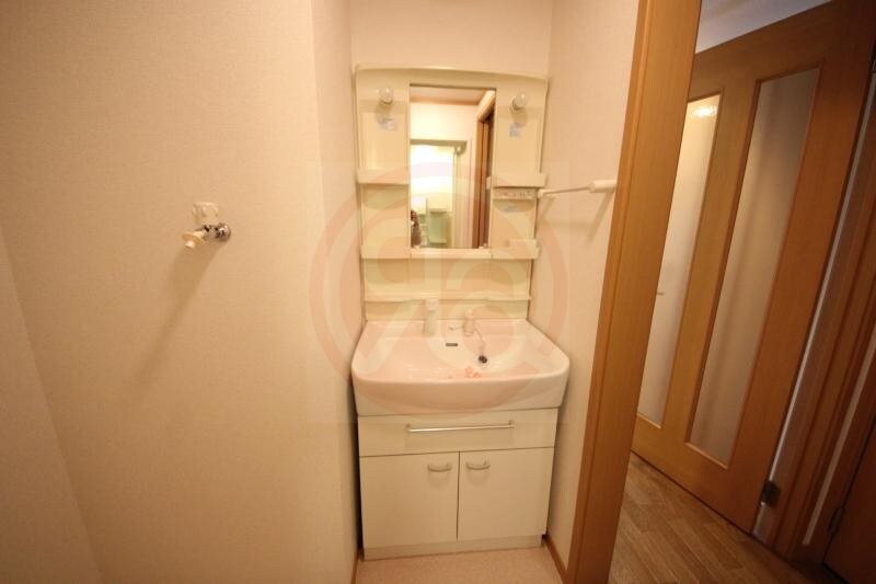 物件内観写真20　(独立洗面台です)