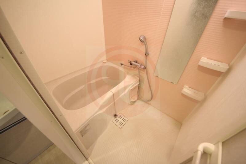 物件内観写真9　(日々の暮らしに欠かせないお風呂です)