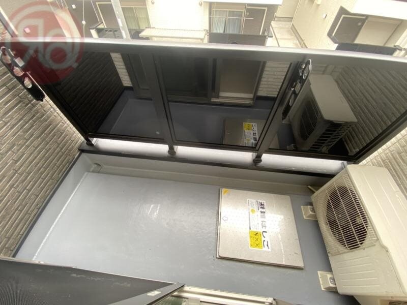 物件内観写真12　(広々としたバルコニーです)