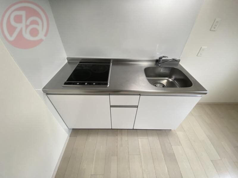 物件内観写真17　(コンパクトなキッチンで掃除もラクラク)