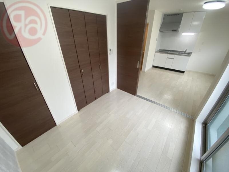 物件内観写真21　(ゆったりとした居間です)