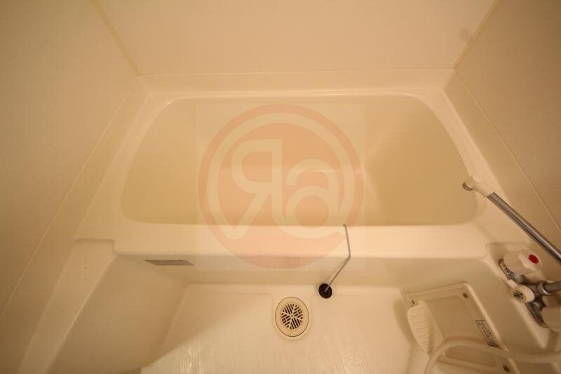 物件内観写真18　(日々の疲れを癒すお風呂付です)