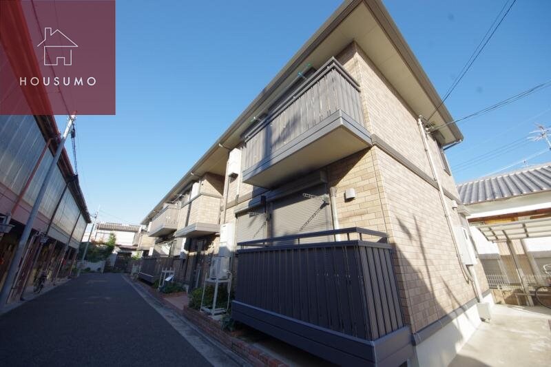 物件外観写真4　(外観もきれいです)