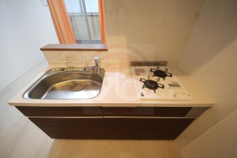 物件内観写真8　(キッチンでお料理をお楽しみください)