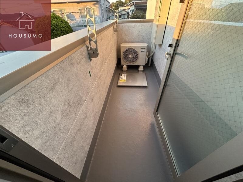 物件内観写真12　(バルコニー付きです)