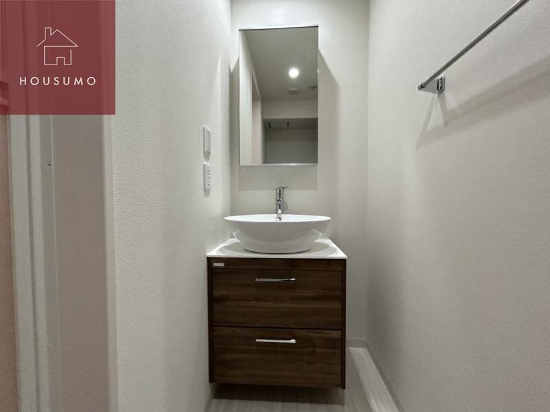 物件内観写真19　(独立洗面化粧台付き)