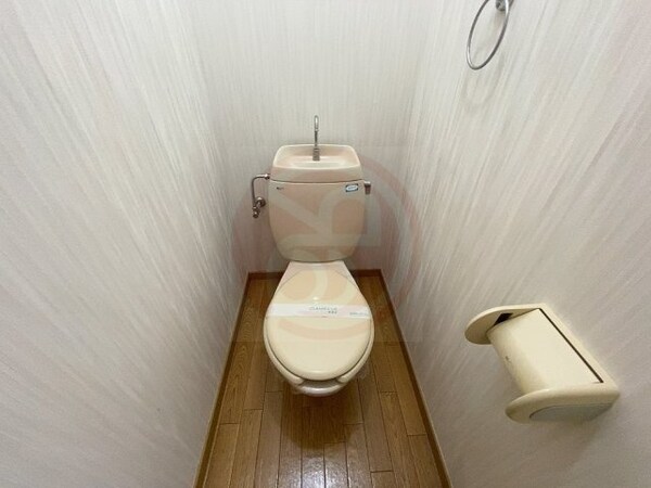 トイレ(清潔感のあるトイレです)