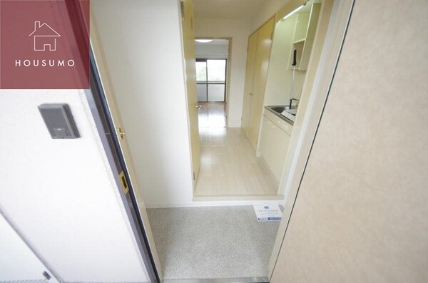 玄関(明るい玄関です)