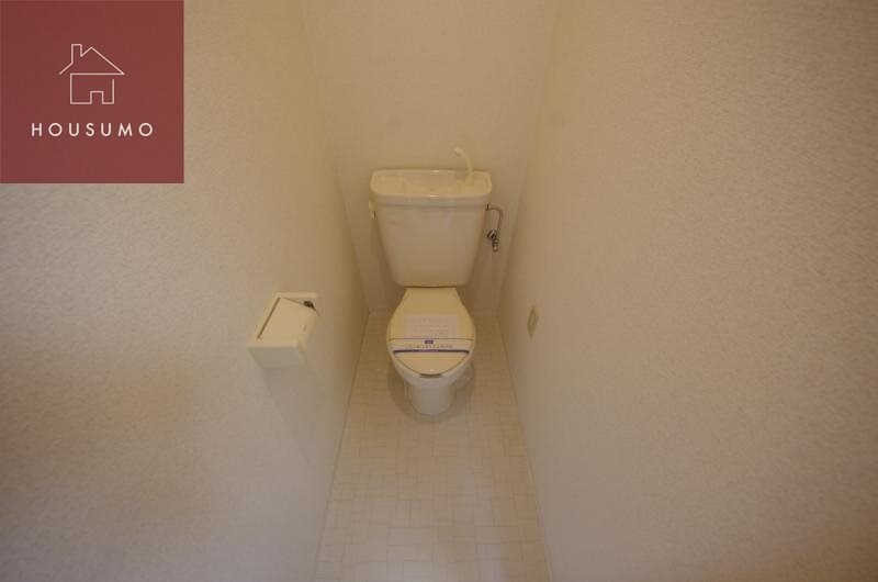 物件内観写真9　(コンパクトで使いやすいトイレです)