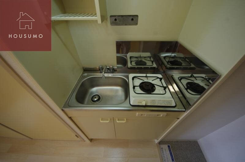 物件内観写真17　(コンパクトなキッチンで掃除もラクラク)