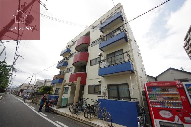 物件外観写真1　(おしゃれな外観です)