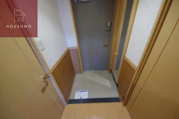 玄関(シンプルで使いやすい玄関です)