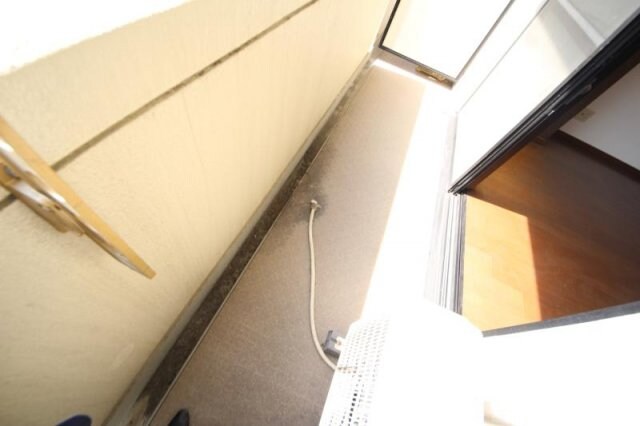 物件内観写真13　(広々としたバルコニーです)