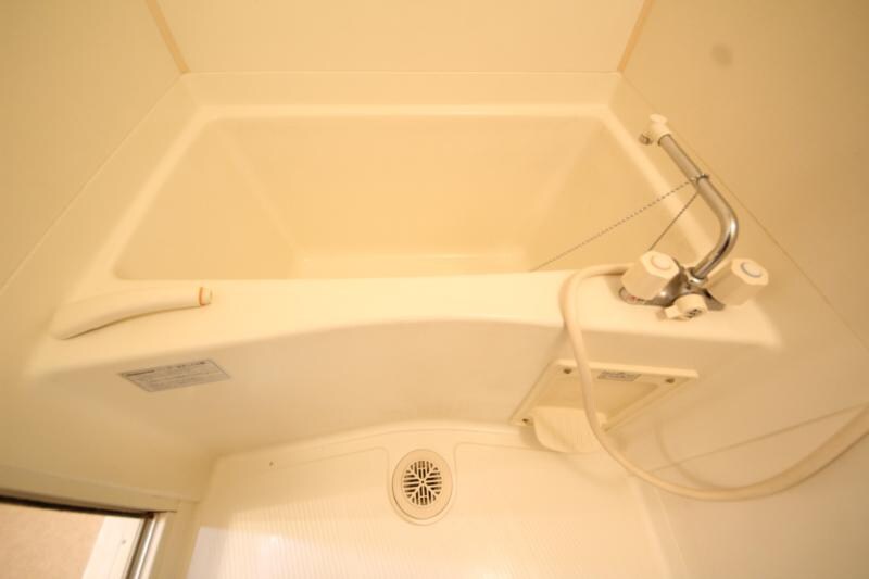 物件内観写真18　(ゆったり過ごせるお風呂です)