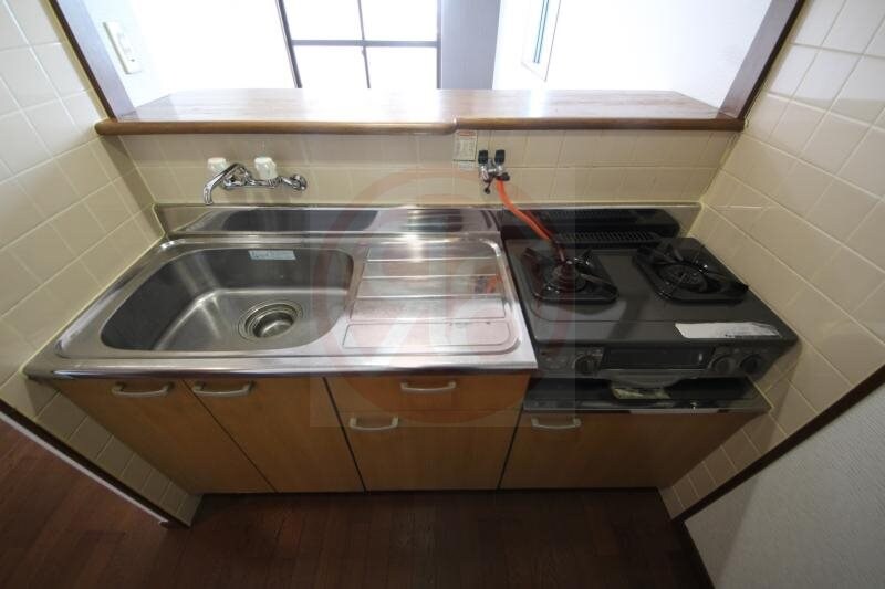 物件内観写真8　(使いやすいキッチンです)