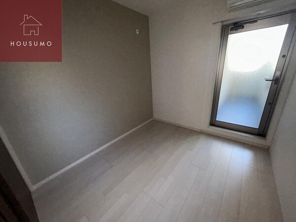 寝室(寝室です)