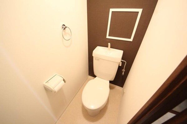 トイレ(落ち着いたトイレです)