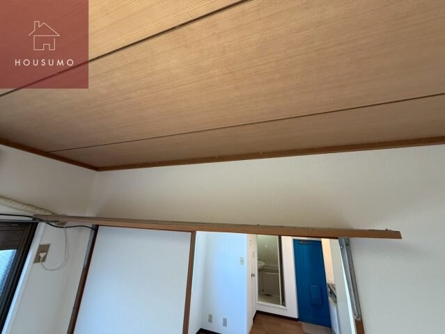 物件内観写真16　(個人の部屋や寝室として使える洋室です)