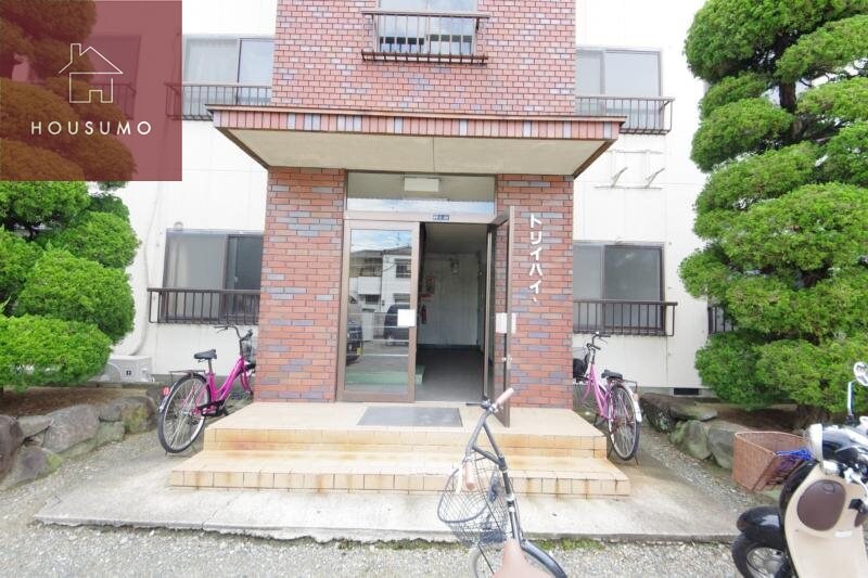 物件外観写真3　(毎日通るエントランスはこのようになっています)