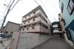 落ち着いた雰囲気の外観です