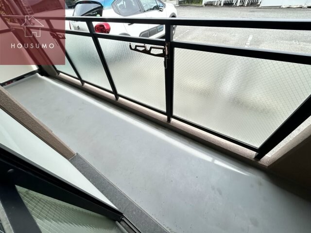 物件内観写真13　(バルコニーがあります)