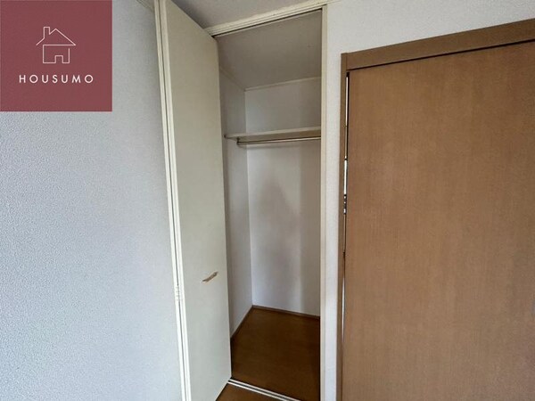 収納(同施工会社・同型モデルの室内です。（参考写真・イメージ写真）)