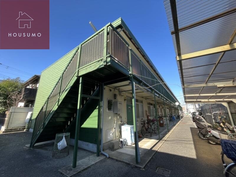 物件外観写真4　(落ち着いた雰囲気の外観です)