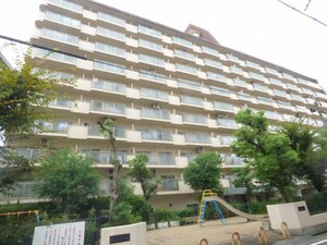 カルム宝塚外観写真