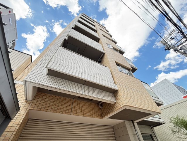 ラウレア