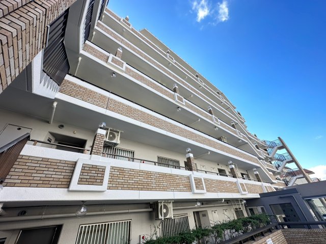 Uresidence緑地公園