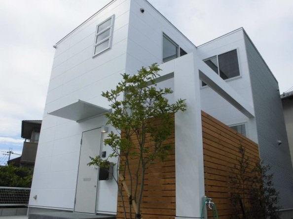 岸和田市吉井町２丁目戸建て