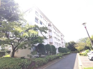 西三田団地4街区7号棟外観写真