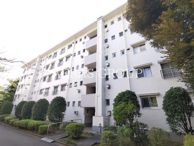 西三田団地4街区7号棟の物件外観写真