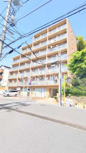 ベルバーシモン外観写真