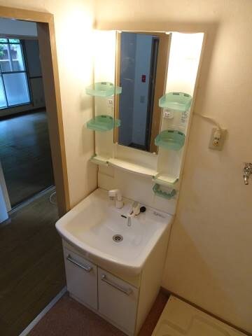 物件内観写真16　(シャンプードレッサー)