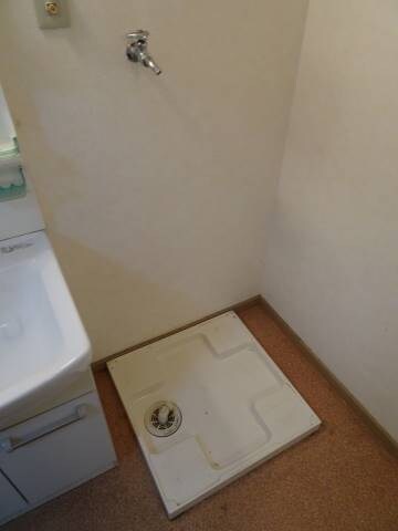 物件内観写真17　(洗濯機置き場)