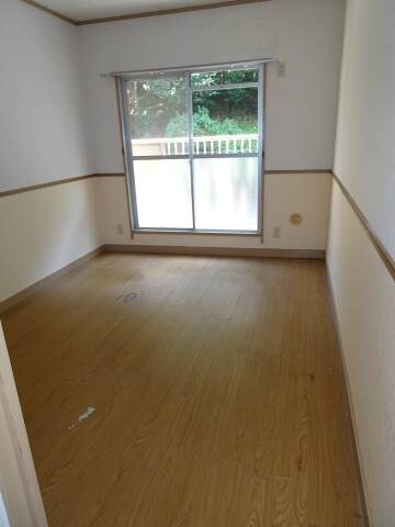 物件内観写真31　(洋室)