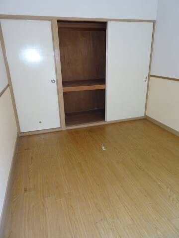 物件内観写真32　(洋室)