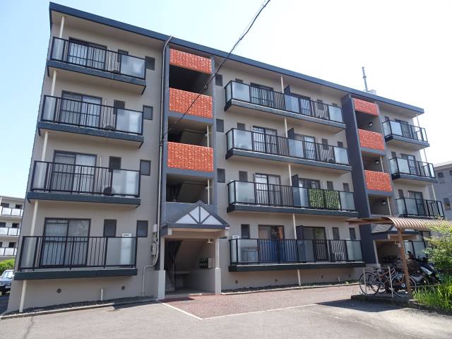 湖城が丘ハイツ７号館