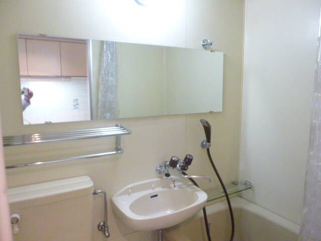 物件内観写真11　(洗面台)