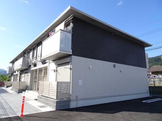アクシスH