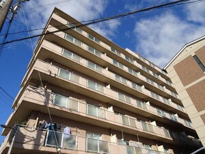 レークマンション外観写真
