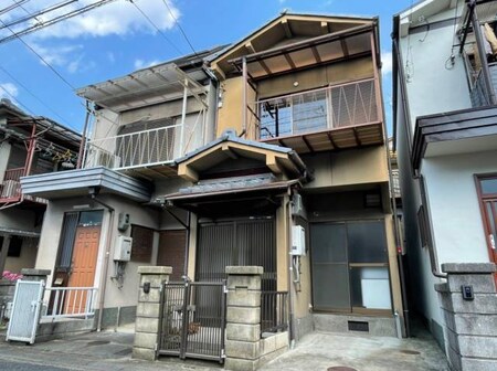 小山中ノ川町貸家外観写真